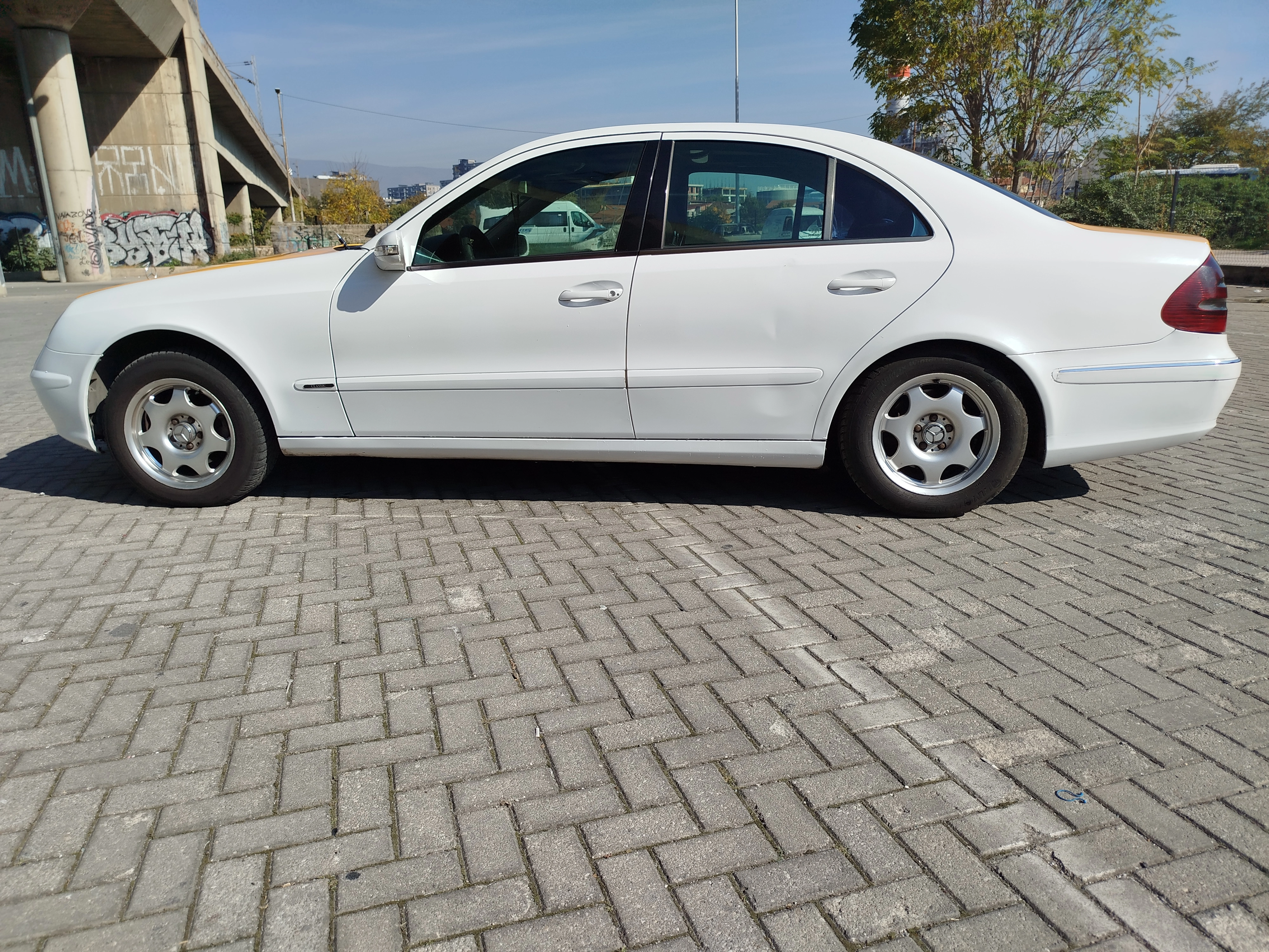 Mercedes E220 2002
